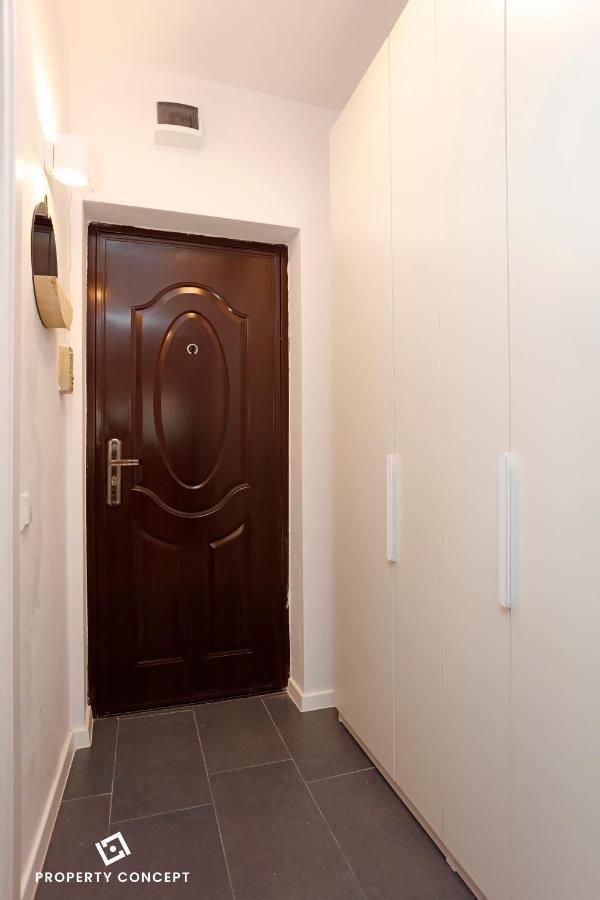 Chic Scandinavian Style Studio Apartment Bucharest Luaran gambar